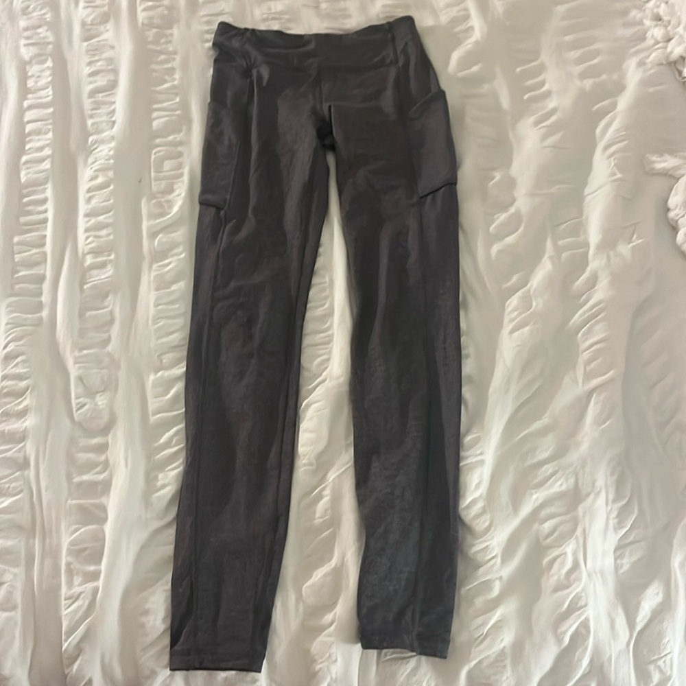 Grey lululemon leggings